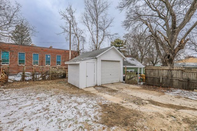 1004 Mccullough Street, Lansing, MI 48912