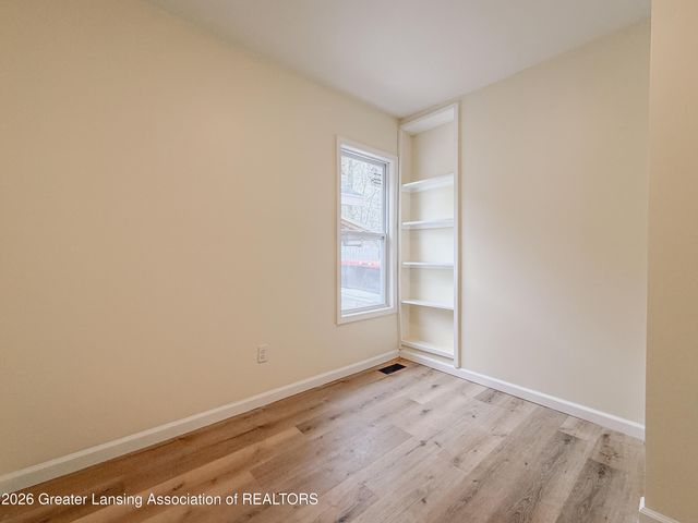 1004 Mccullough Street, Lansing, MI 48912