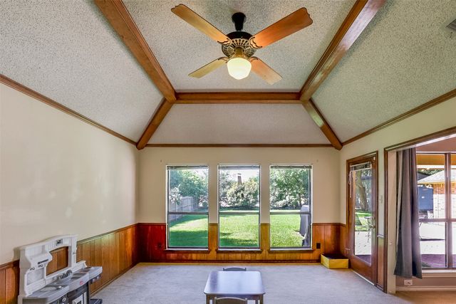 1034 Huntington Drive, Duncanville, TX 75137
