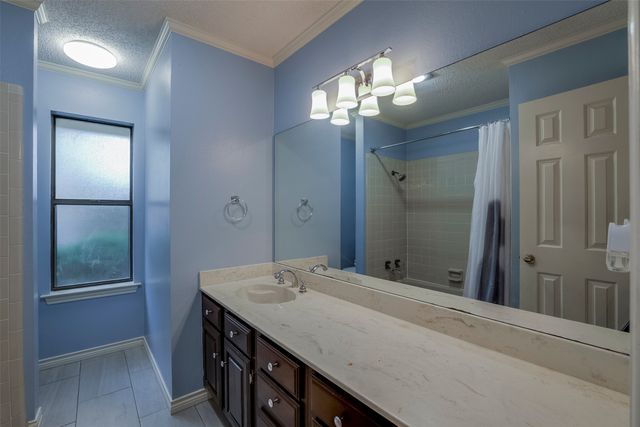 1034 Huntington Drive, Duncanville, TX 75137