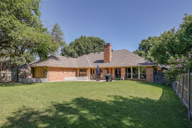 1034 Huntington Drive, Duncanville, TX 75137