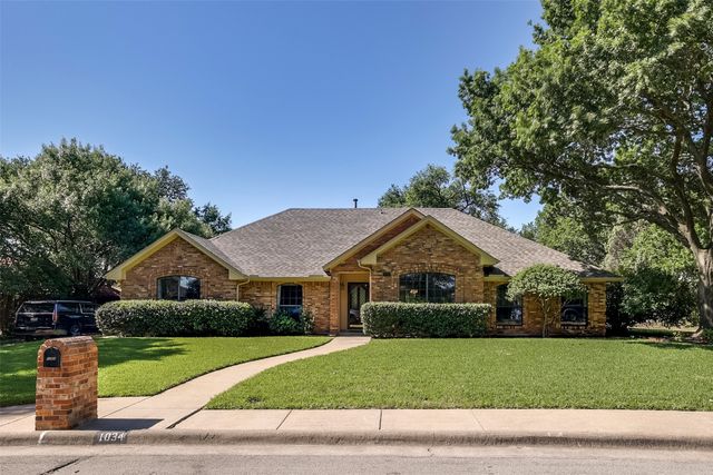 1034 Huntington Drive, Duncanville, TX 75137