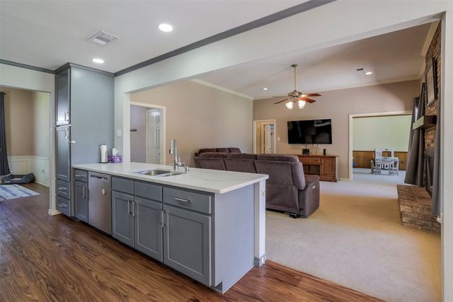 1034 Huntington Drive, Duncanville, TX 75137