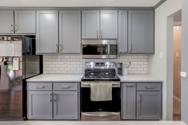 1034 Huntington Drive, Duncanville, TX 75137