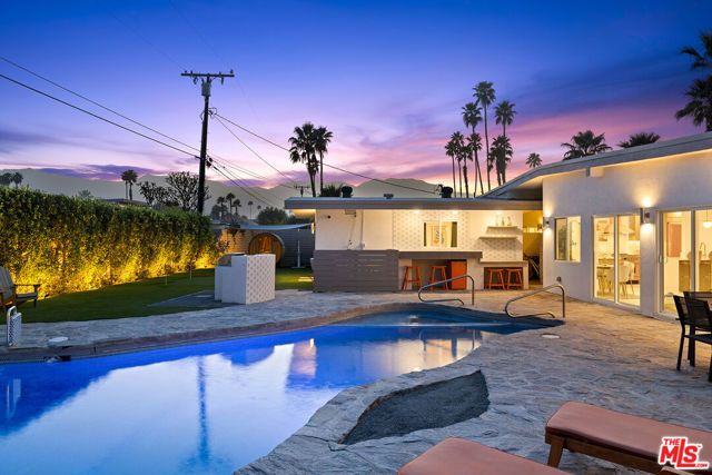 74085 Setting Sun Trail, Palm Desert, CA 92260