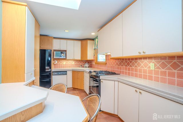 2215 Polk Avenue, North Brunswick, NJ 08902