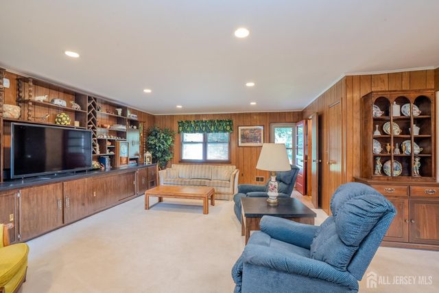 2215 Polk Avenue, North Brunswick, NJ 08902