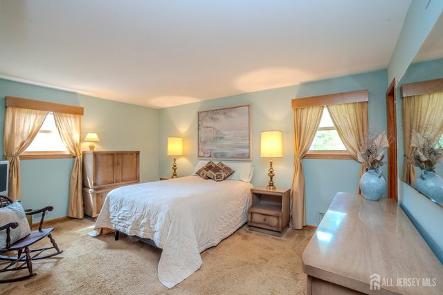 2215 Polk Avenue, North Brunswick, NJ 08902