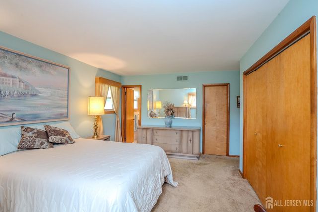 2215 Polk Avenue, North Brunswick, NJ 08902