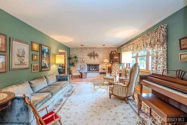 2215 Polk Avenue, North Brunswick, NJ 08902