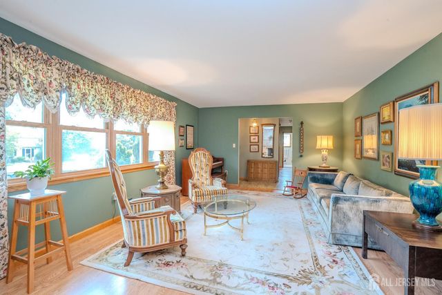 2215 Polk Avenue, North Brunswick, NJ 08902