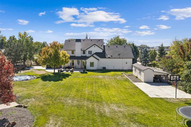 6268 W Lake Hazel Rd, Nampa, ID 83687