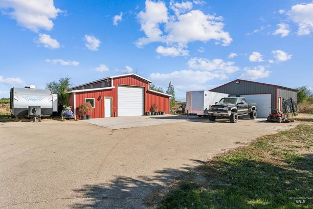 6268 W Lake Hazel Rd, Nampa, ID 83687