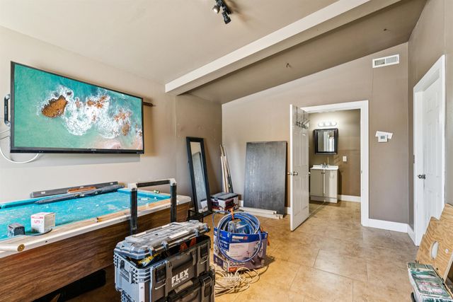 6268 W Lake Hazel Rd, Nampa, ID 83687