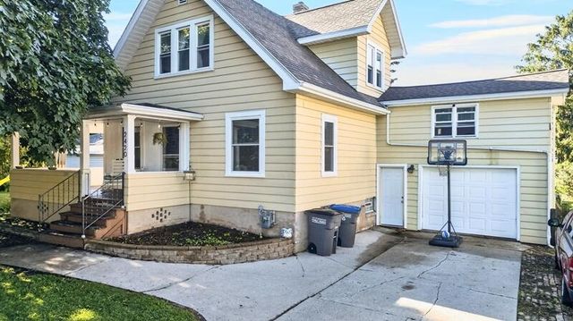 2420 Erie AVENUE, Sheboygan, WI 53081