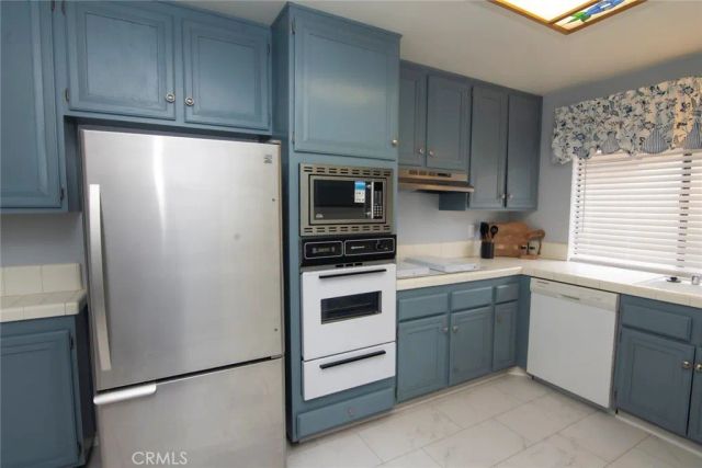 2944 Hyde Park Circle, Riverside, CA 92506