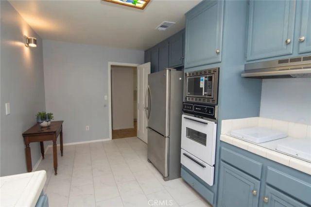 2944 Hyde Park Circle, Riverside, CA 92506