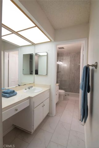 2944 Hyde Park Circle, Riverside, CA 92506