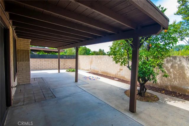 2944 Hyde Park Circle, Riverside, CA 92506