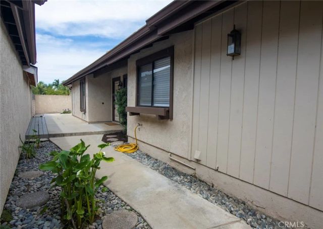 2944 Hyde Park Circle, Riverside, CA 92506