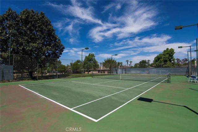 2944 Hyde Park Circle, Riverside, CA 92506