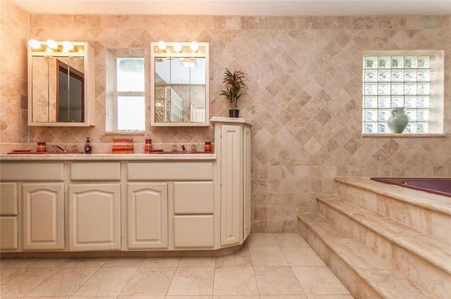 2732 NE 10th St, Pompano Beach, FL 33062