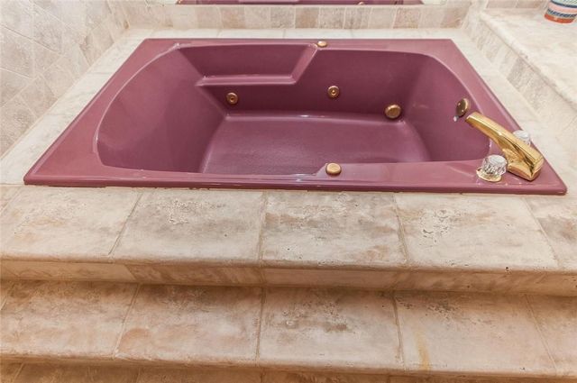 2732 NE 10th St, Pompano Beach, FL 33062