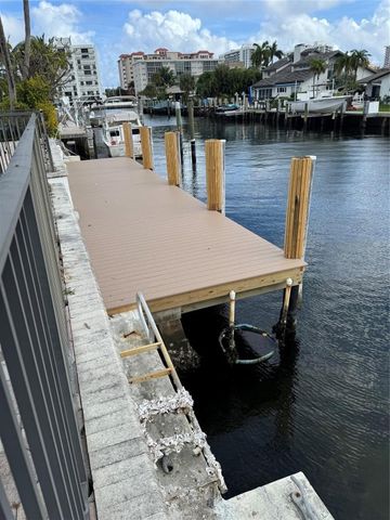 2732 NE 10th Street, Pompano Beach, FL 33062