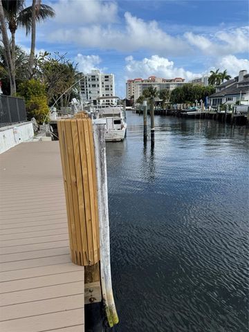 2732 NE 10th Street, Pompano Beach, FL 33062