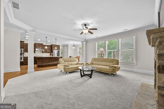 3086 Willow Leaf Drive, Suwanee, GA 30024