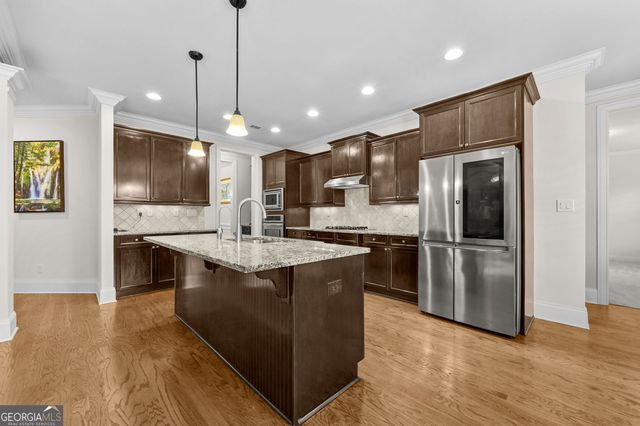 3086 Willow Leaf Drive, Suwanee, GA 30024