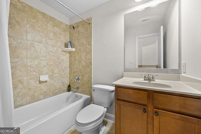 3086 Willow Leaf Drive, Suwanee, GA 30024