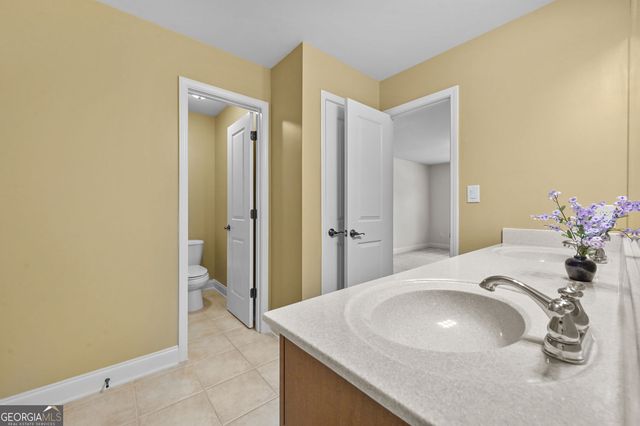 3086 Willow Leaf Drive, Suwanee, GA 30024