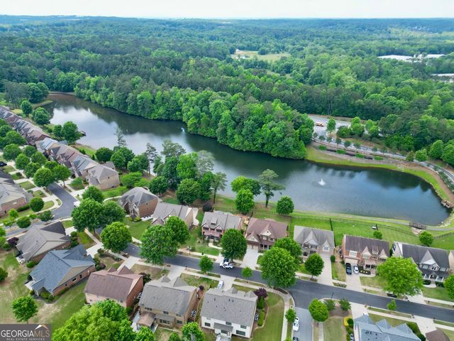 3086 Willow Leaf Drive, Suwanee, GA 30024