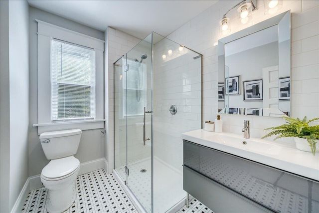 992 Delaware Avenue, Columbus, OH 43201