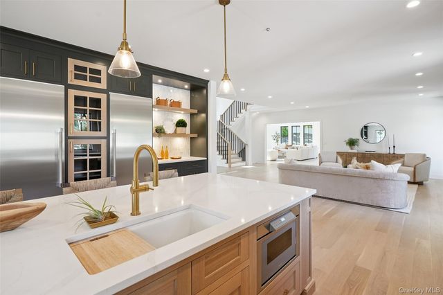 417 West Street, Harrison, NY 10528