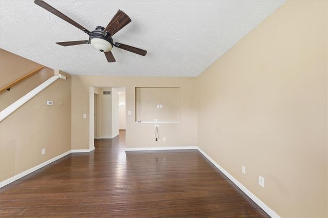 6607 N Andover Way, Hamilton Twp, OH 45152