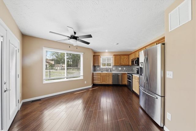 6607 N Andover Way, Hamilton Twp, OH 45152