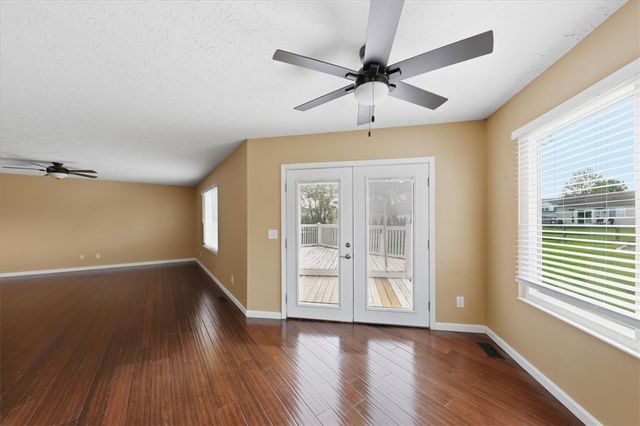 6607 N Andover Way, Hamilton Twp, OH 45152