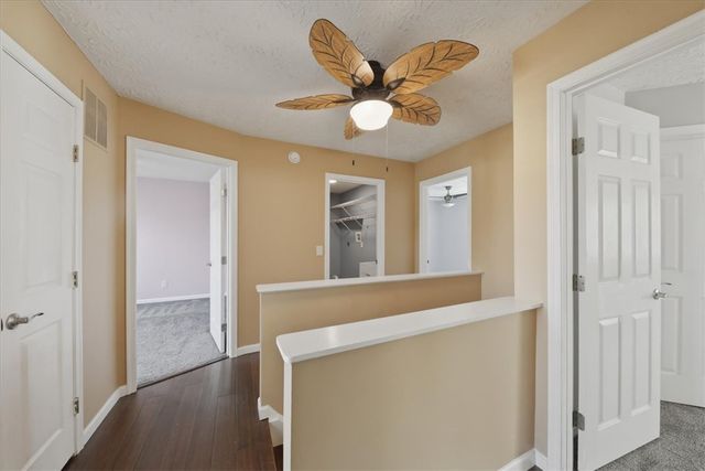 6607 N Andover Way, Hamilton Twp, OH 45152