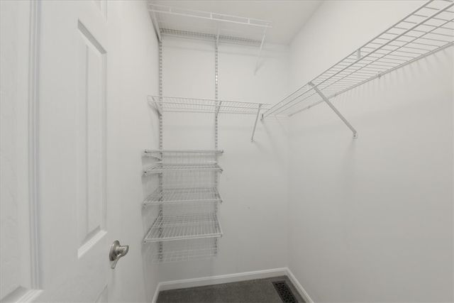 6607 N Andover Way, Hamilton Twp, OH 45152