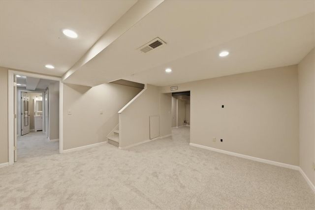 6607 N Andover Way, Hamilton Twp, OH 45152