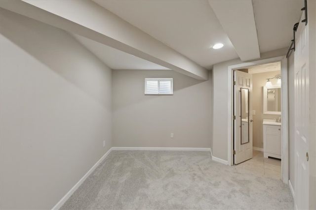 6607 N Andover Way, Hamilton Twp, OH 45152