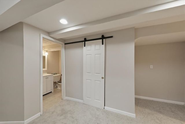 6607 N Andover Way, Hamilton Twp, OH 45152