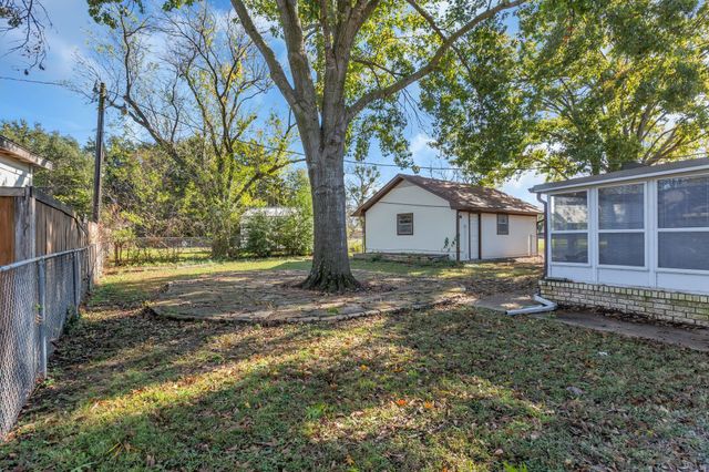 310 Rash Lane, Terrell, TX 75160