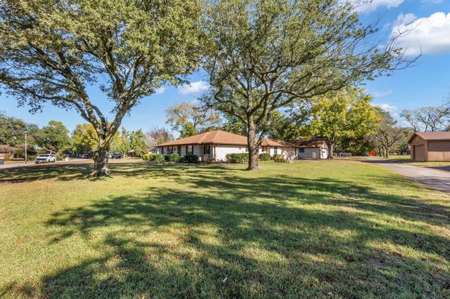 310 Rash Lane, Terrell, TX 75160