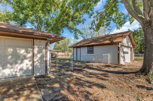 310 Rash Lane, Terrell, TX 75160