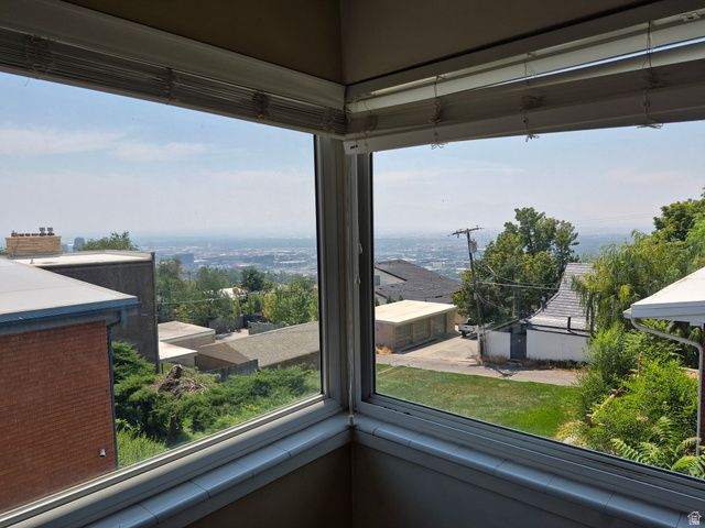 699 N EASTCAPITOL BLVD, Salt Lake City, UT 84103