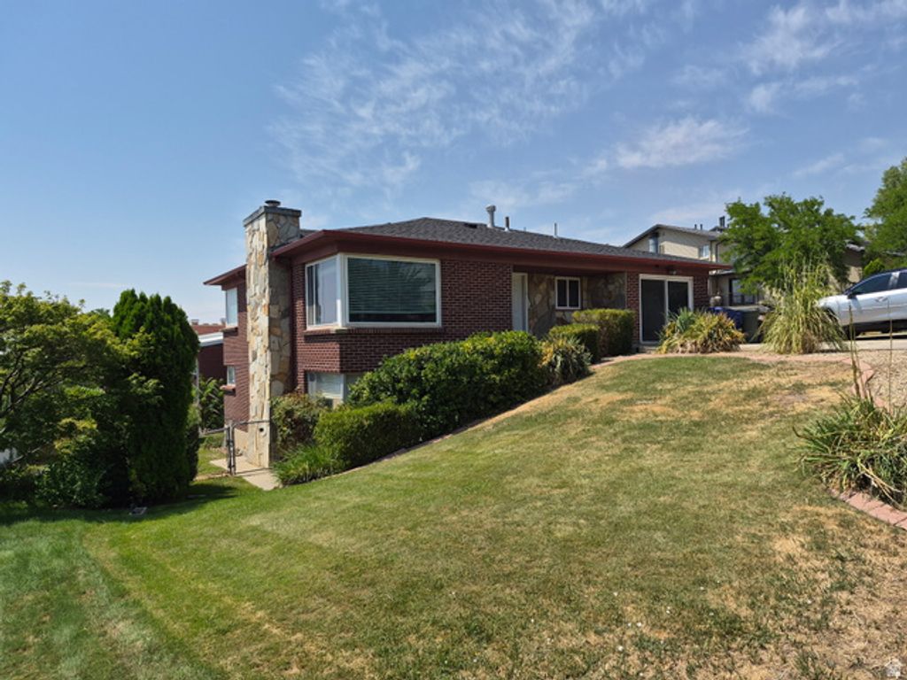 699 N EASTCAPITOL BLVD, Salt Lake City, UT 84103