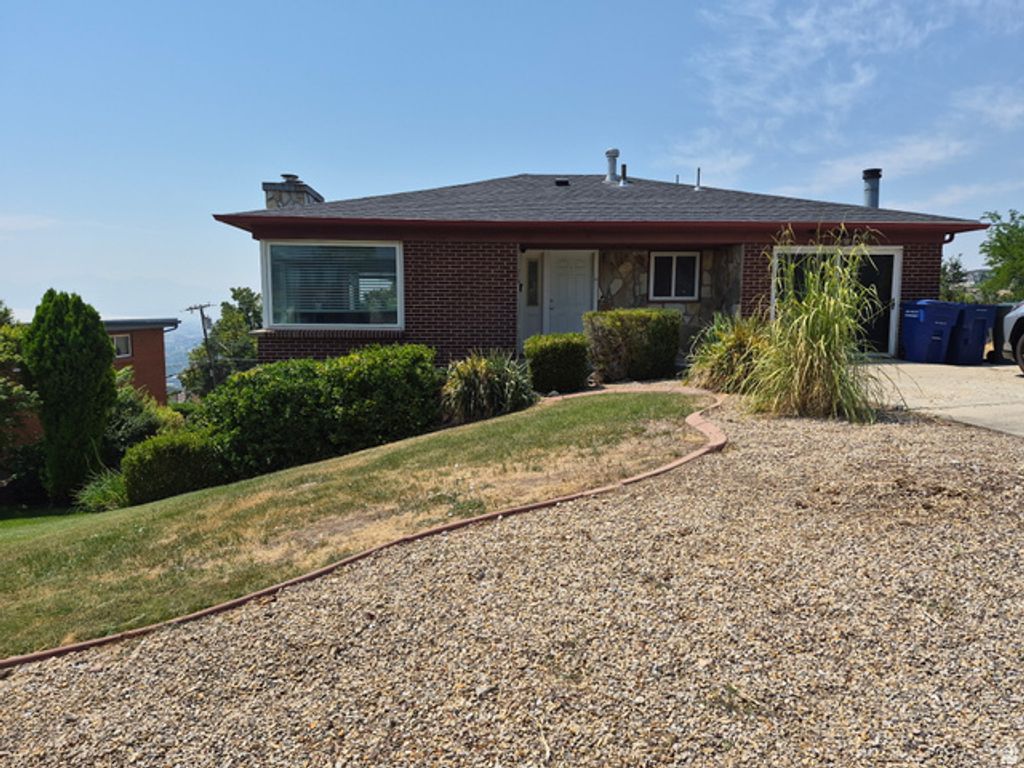 699 N EASTCAPITOL BLVD, Salt Lake City, UT 84103 — photo 2